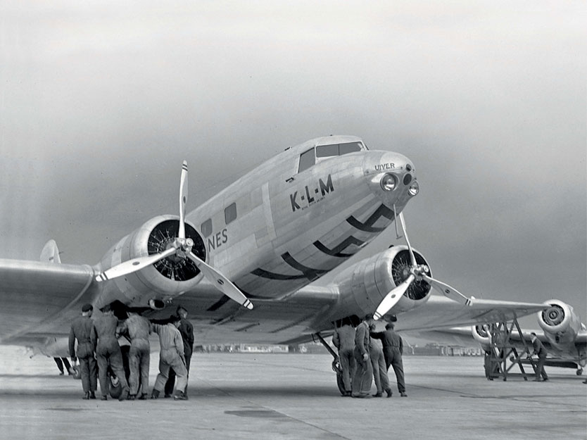 Like a minibus winning a Grand Prix? DC-2 Uiver during the 1934 MacRobertson Air Race